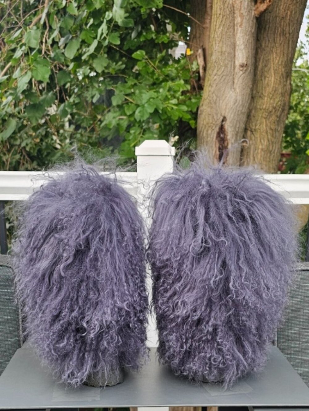 💋SHOWSTOPPERS!💋 Bearpaw 100% Curly Mongolian Fur Boots in Purple Gray - Picture 9 of 14